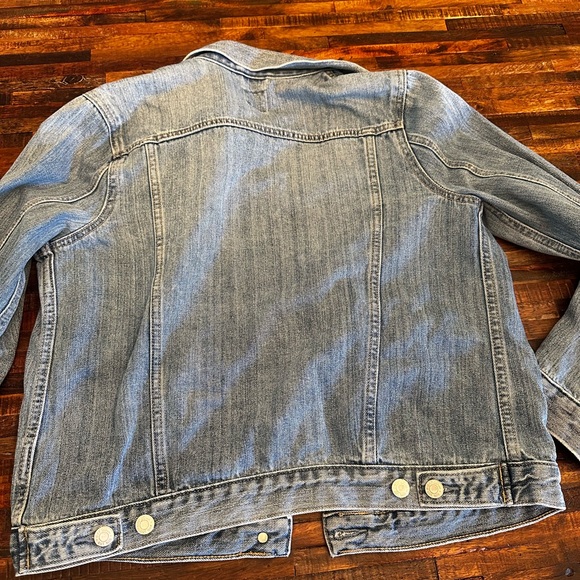 GAP Light Blue Denim Jacket - Picture 4 of 9